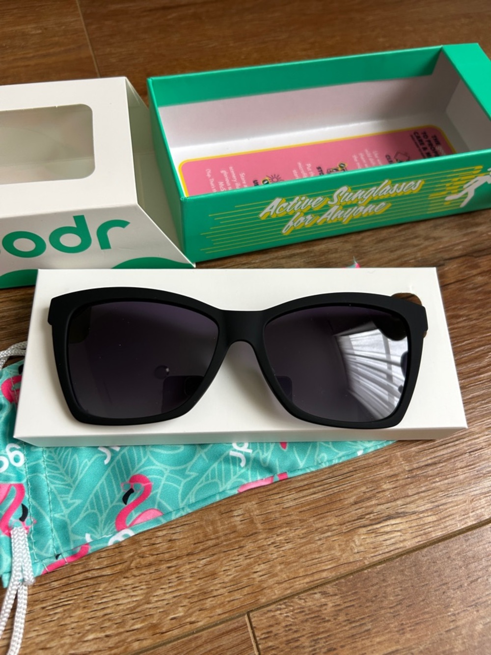 goodr The Pop G Sunglasses New Wave Renegade NWT
